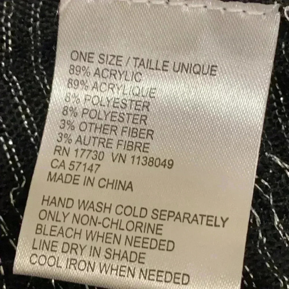 Scarf - Picture 4 of 5